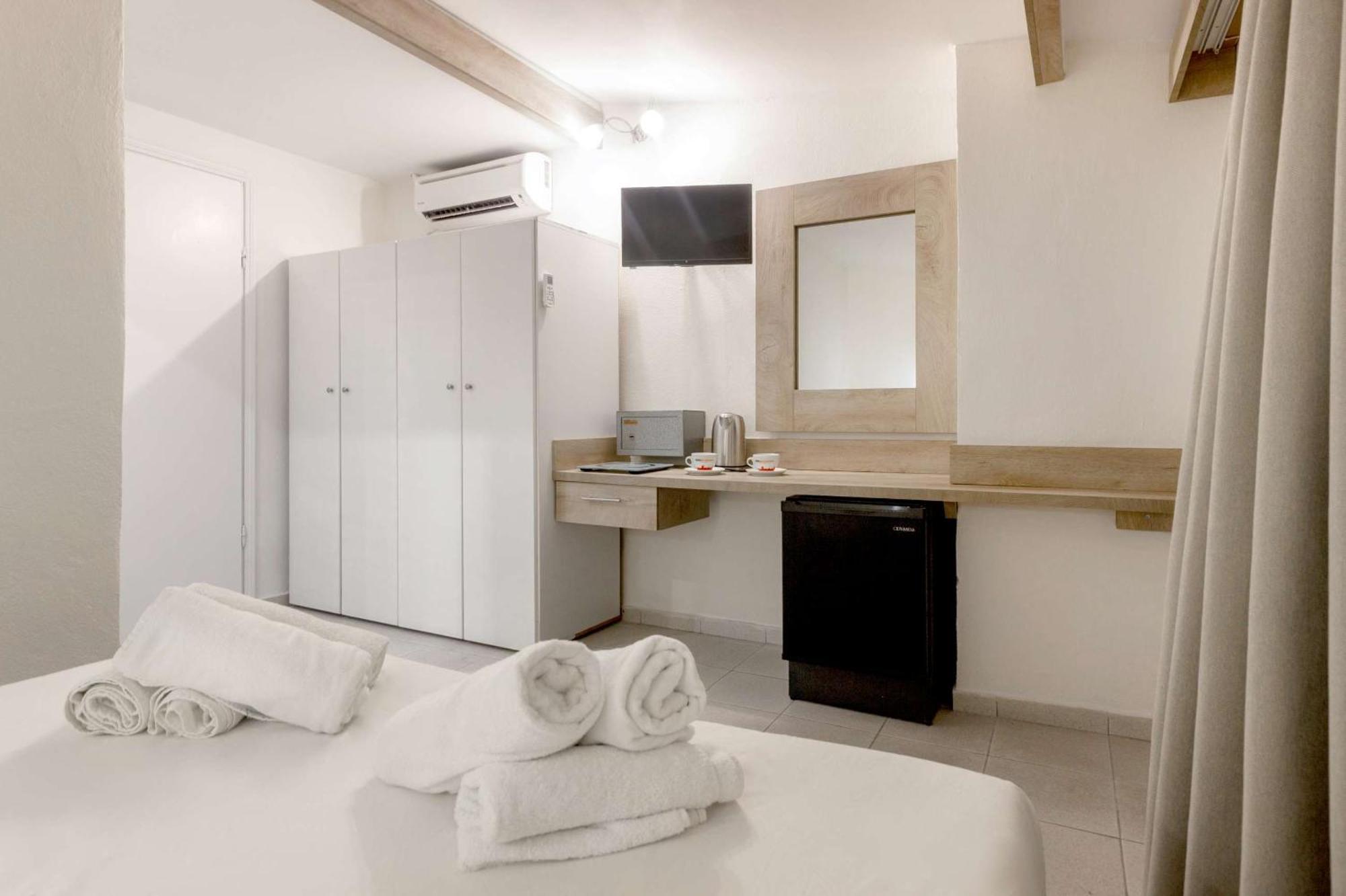 Hotel Odysseas بوليخرونو الغرفة الصورة