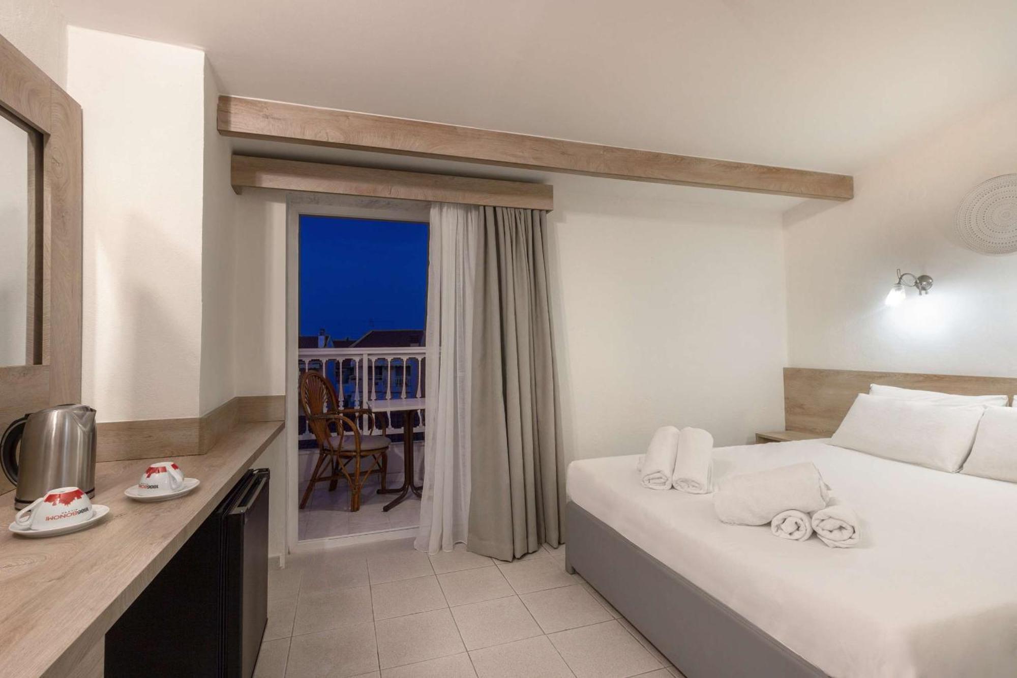 Hotel Odysseas بوليخرونو الغرفة الصورة